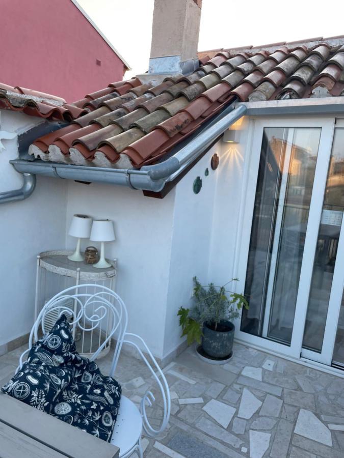 Steinhaus Mit Terrasse Apartment Rovinj Bagian luar foto